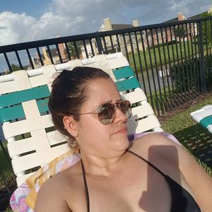 Meet your Posher, Rebeca